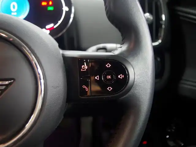 ＭＩＮＩ ＢＭＷ ミニ クロスオーバー クーパー D 兵庫県 2022(令4)年 2.3万km MINI Yoursエニグマティックブラック 純正ナビ/バックカメラ/ETC/ハーフレザーシート/シートヒーター/コンフォートアクセス/インテリジェントセーフティ/ユニオンジャックテール/コーナーセンサー/前後ドラレコ/パワーバックドア/アンビエントライト