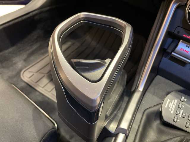 スバル ＢＲＺ R 埼玉県 2023(令5)年 1.3万km サファイアブルーパール アイサイト/フローティングディスプレイオーディオ/　　BT/USB/デジタルインナーミラー/レーダークルーズコントロール/LEDヘッドライト/シートヒーター/純正17インチアルミホイール/STIフルエアロ/スマートキー×2/禁煙車