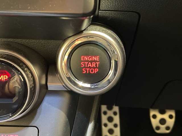 スバル ＢＲＺ R 埼玉県 2023(令5)年 1.3万km サファイアブルーパール アイサイト/フローティングディスプレイオーディオ/　　BT/USB/デジタルインナーミラー/レーダークルーズコントロール/LEDヘッドライト/シートヒーター/純正17インチアルミホイール/STIフルエアロ/スマートキー×2/禁煙車