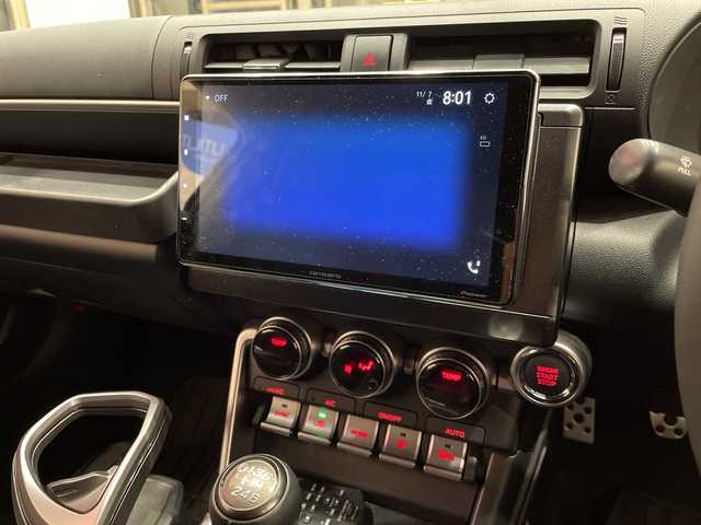 スバル ＢＲＺ R 埼玉県 2023(令5)年 1.3万km サファイアブルーパール アイサイト/フローティングディスプレイオーディオ/　　BT/USB/デジタルインナーミラー/レーダークルーズコントロール/LEDヘッドライト/シートヒーター/純正17インチアルミホイール/STIフルエアロ/スマートキー×2/禁煙車