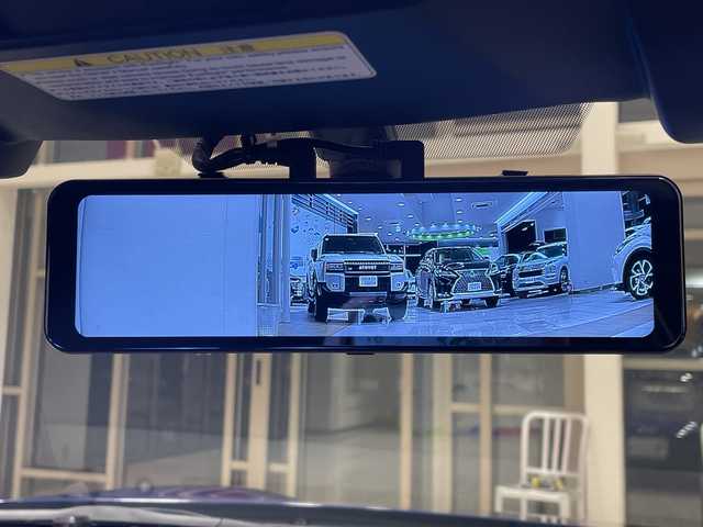 スバル ＢＲＺ R 埼玉県 2023(令5)年 1.3万km サファイアブルーパール アイサイト/フローティングディスプレイオーディオ/　　BT/USB/デジタルインナーミラー/レーダークルーズコントロール/LEDヘッドライト/シートヒーター/純正17インチアルミホイール/STIフルエアロ/スマートキー×2/禁煙車