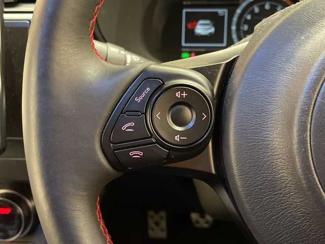 スバル ＢＲＺ R 埼玉県 2023(令5)年 1.3万km サファイアブルーパール アイサイト/フローティングディスプレイオーディオ/　　BT/USB/デジタルインナーミラー/レーダークルーズコントロール/LEDヘッドライト/シートヒーター/純正17インチアルミホイール/STIフルエアロ/スマートキー×2/禁煙車