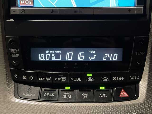 トヨタ ヴェルファイア 2．4Z 新潟県 2012(平24)年 16.6万km ボルドーマイカメタリック プッシュスタート/パワーステアリング/パワーウィンドウ/スマートキー/Wオートエアコン/後席モニター/ETC/バックカメラ/フルセグTV/SDナビ/3列シート/チップアップシート/純正フロアマット/布シート/両側パワースライドドア/純正アルミホイール/ABS/横滑り防止装置/コーナーセンサー前後/オートライト/キセノンヘッドライト/W+サイドエアバック/カーテンエアバック