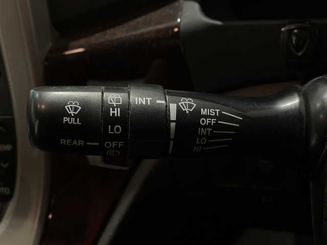 トヨタ ヴェルファイア 2．4Z 新潟県 2012(平24)年 16.6万km ボルドーマイカメタリック プッシュスタート/パワーステアリング/パワーウィンドウ/スマートキー/Wオートエアコン/後席モニター/ETC/バックカメラ/フルセグTV/SDナビ/3列シート/チップアップシート/純正フロアマット/布シート/両側パワースライドドア/純正アルミホイール/ABS/横滑り防止装置/コーナーセンサー前後/オートライト/キセノンヘッドライト/W+サイドエアバック/カーテンエアバック