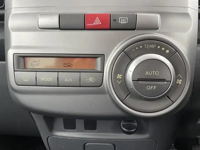 ダイハツ タント カスタム X 大分県 2009(平21)年 10.6万km パールホワイトⅢ 純正ディスプレイオーディオ/　CD/AM/FM/ドライブレコーダー/ETC/ベンチシート/スライドドア（片側）/純正フロアマット/純正アルミホイル14インチ/取扱説明書/保証書