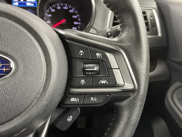 スバル アウトバック ベース 道央・札幌 2018(平30)年 12.4万km クリスタルホワイトP ・４WD  / アイサイト/・衝突被害軽減システム/・横滑り防止装置/・社外メモリナビ（AVIC-RL801）/・CD/DVD/SD/BT/フルセグTV/・バックカメラ/・レーダークルーズコントロール/・ルーフレール/・LEDヘッドライト/・LEDフォグランプ/・エンジンスターター/・ドライブレコーダー前方/・プッシュスタート/スマートキー/・アイドリングストップ/・ウィンカーミラー/・ETC