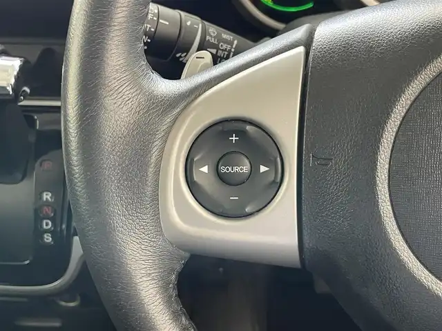 ホンダ Ｎ ＢＯＸ G ターボ SSパッケージ 愛知県 2013(平25)年 6.7万km プレミアムホワイトパール 純正ナビ　ＴＶ　Ｂｌｕｅｔｏｏｔｈ　バックカメラ　ＨＩＤオートライト　両側パワースライドドア　ＥＴＣ　パドルシフト　クルーズコントロール　純正１４インチアルミ　オートエアコン　純正フロアマット　禁煙車