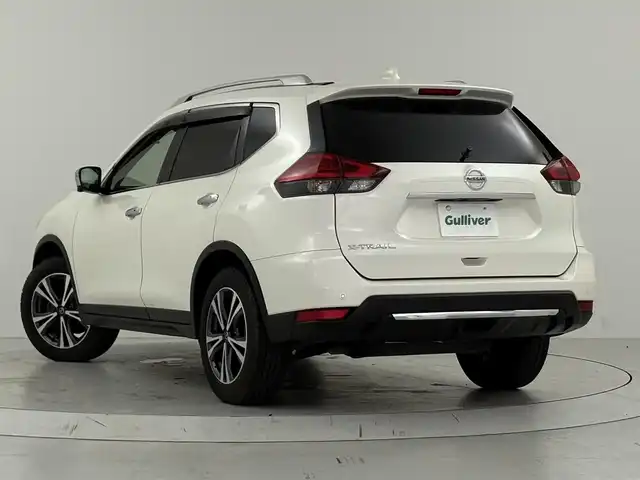 日産 エクストレイル 20Xi 大阪府 2018(平30)年 5.2万km ブリリアントホワイトパール プロパイロット/　・インテリジェントエマージェンシーブレーキ/　・車間距離維持支援システム/　・車線維持支援システム/　・車線逸脱毛法　LDW/純正ナビ/　AM/FM/CD/DVD/Bluetooth/フルセグ/パワーバックドア/インテリジェントアラウンドビューモニター/インテリジェントルームミラー/ハーフレザーシート/シートヒーター(全席)/ヒーテッドドアミラー/LEDオートライト/フォグランプ/スマートキー/ルーフレール/ビルトインETC2.0/コーナーセンサー前後/デュアルエアコン/純正フロアマット/純正ドアバイザー/純正18インチアルミホイール