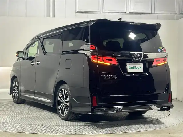 トヨタ ヴェルファイア Z Gエディション 大阪府 2019(令1)年 4.3万km バーニングブラッククリスタルシャインガラスフレーク 黒革シート JBLサウンド エアロ 純正ナビTV 360カメラ フリップダウンモニター 三眼LED デジタルインナーミラー パワーシート/ヒーター/エアコン 電動リアゲート レーダーC 衝突軽減B レーンアシスト BSM 100V電源