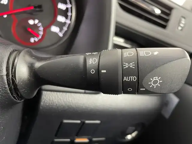 トヨタ アルファード S タイプゴールド 大阪府 2021(令3)年 1.9万km ブラック トヨタセーフティセンス/　・プリクラッシュセーフティ　PCS/　・レーンディパーチャーアラート　LDA/　・レーントレーシングアシスト　LTA/　。レーダークルーズコントロール　ACC/　・ロードサインアシスト　RSA/　・ブラインドスポットモニター　BSM/　・リアクロストラフィックアラート　LCTA/純正ディスプレイオーディオ/　Bluetooth/FM/AM/フルセグ/バックカメラ/デジタルインナーミラー/両側パワースライドドア/LEDオートライト/フォグランプ/オートマチックハイビーム/パワーバックドア/ウッドステアリング/2列目オットマン/スマートキー/社外ETC