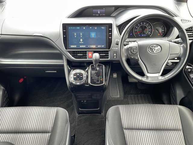 トヨタ ヴォクシー ZS 長野県 2017(平29)年 3.7万km ボルドーマイカメタリック 純正10インチナビ/フルセグ/DVD/CD/BT/純正12、1インチフリップダウンモニター/バックカメラ/ビルトインETC/ドライブレコーダー/トヨタセーフティセンス/クルーズコントロール/レーンキープアシスト/LEDヘットライト/LEDフォグランプ/純正16インチアルミホイール/左側パワースライドドア/プッシュエンジンスタート/アイドリングストップ/ウィンカーミラー/フロアマット/バイザー