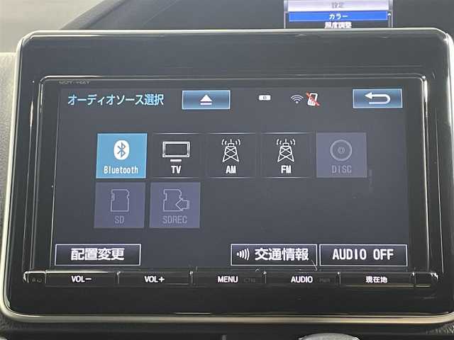 トヨタ ノア Si 大阪府 2017(平29)年 4.1万km ブラック 純正ナビ　バックカメラ　Bluetooth　フルセグTV /DVD再生　トヨタセーフティーセンス　前後ドライブレコーダー　両側パワースライドドア　オートライト　LEDヘッドライト　スマートキー2本　プッシュスタート　
