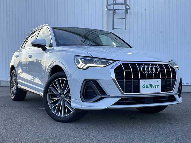 アウディ Ｑ３ 35TDIクワトロ Sライン 愛媛県 2020(令2)年 6.4万km グレイシアホワイトメタリック 純正ナビ/バックカメラ/全方位カメラ/ETC2/0/電子パーキング/クルーズコントロール追従有/ドライブレコーダー/レザーシート/前席シートヒーター/パワーバックドア/プレミアムサウンド/純正フロアマット/コーナーセンサー前後/純正19インチAW/BSM/４WD/Bluetooth/保証書/取扱説明書