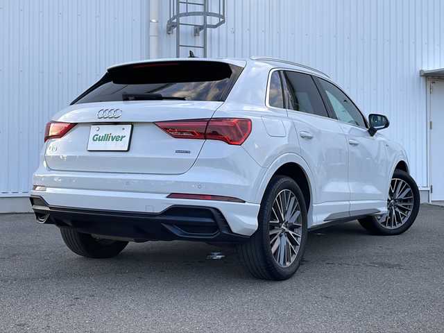 アウディ Ｑ３ 35TDIクワトロ Sライン 愛媛県 2020(令2)年 6.4万km グレイシアホワイトメタリック 純正ナビ/バックカメラ/全方位カメラ/ETC2/0/電子パーキング/クルーズコントロール追従有/ドライブレコーダー/レザーシート/前席シートヒーター/パワーバックドア/プレミアムサウンド/純正フロアマット/コーナーセンサー前後/純正19インチAW/BSM/４WD/Bluetooth/保証書/取扱説明書