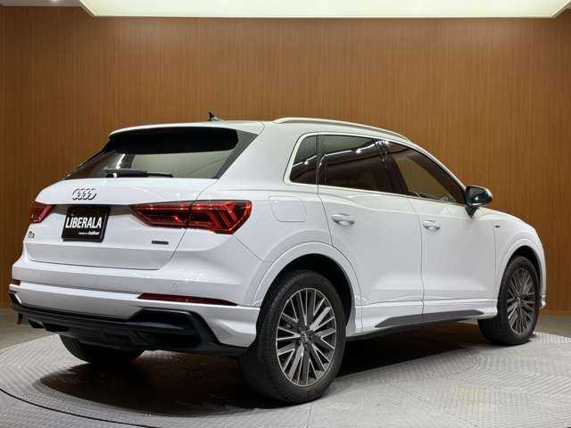 アウディ Ｑ３ 35TDIクワトロ Sライン 千葉県 2020(令2)年 6.5万km グレイシアホワイトメタリック ベーシックパッケージ　/ラグジュアリーパッケージ　/アシスタンスパッケージ　/純正ナビ　/360°カメラ　/ACC　/シートヒーター　/パワーシート　/電動リアゲート　/LEDヘッドライト　/オートライト　/純正19インチAW　/ドライブレコーダー