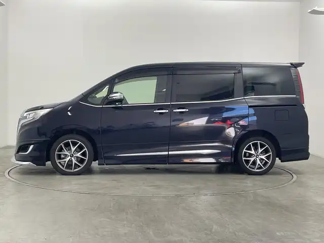 トヨタ エスクァイア ハイブリッド Gi 群馬県 2020(令2)年 2.3万km スパークリングブラックパールクリスタルシャイン モデリスタエアロ　純正１０インチナビ　純正１２．１インチフリップダウンモニター　バックカメラ　フルセグ　前後ドライブレコーダー　シートヒーター　両側パワースライドドア　スマートキー　モデリスタＡＷ