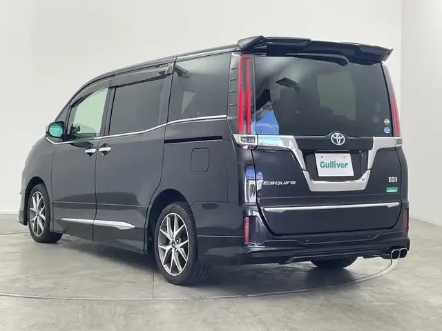 トヨタ エスクァイア ハイブリッド Gi 群馬県 2020(令2)年 2.3万km スパークリングブラックパールクリスタルシャイン モデリスタエアロ　純正１０インチナビ　純正１２．１インチフリップダウンモニター　バックカメラ　フルセグ　前後ドライブレコーダー　シートヒーター　両側パワースライドドア　スマートキー　モデリスタＡＷ