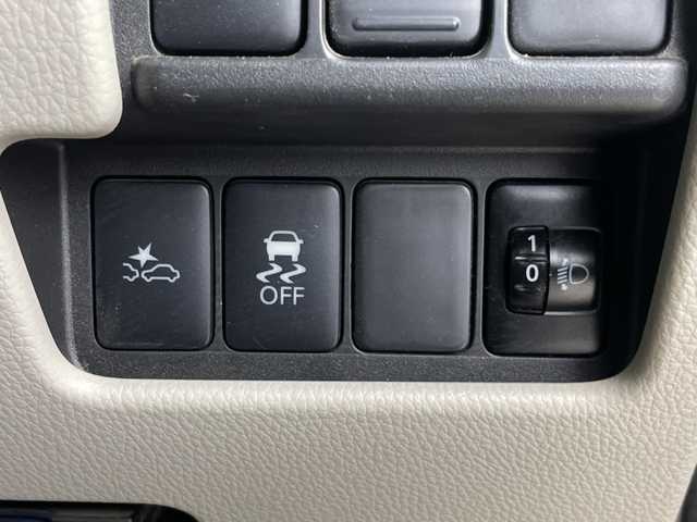 日産 デイズ ルークス X 埼玉県 2018(平30)年 2万km ピンクゴールドM 社外７インチナビ　/アラウンドビューモニター　/パワースライドドア　/エマージェンシーブレーキ　/Ｂｌｕｅｔｏｏｔｈ　/ビルトインＥＴＣ　/プッシュスタート　/スペアキー　/純正ドアバイザー　/純正フロアマット