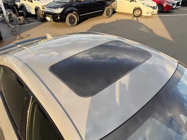 レクサス ＩＳ 350 Fスポーツ 東京都 2022(令4)年 2.7万km グレー ワンオーナー/LEXUSセーフティーセンス/・プリクラッシュセーフティ/・低速時加速制御/・緊急時操舵支援/・レーン トレーシング アシスト/・レーダークルーズコントロール/・オートマチックハイビーム/・ロードサインアシスト/・先行車発進告知機能/・ライバー異常時対応システム/・ブラインドスポットモニター/・後方車両への接近警報/メーカーナビ/・FM/AM/CD/DVD/・フルセグTV/Bluetooth/バックカメラ/ビルトインＥＴＣ2.0/レザーシート/パワーシート/シートヒーター/ステアリングヒーター/純正フロアマット/純正１９インチアルミホイール/前後ドライブレコーダー/オレンジブレーキキャリパー/プッシュスタート/スマートキー/スペアキー/カードキー/LEDヘッドライト/オートライト/オートエアコン