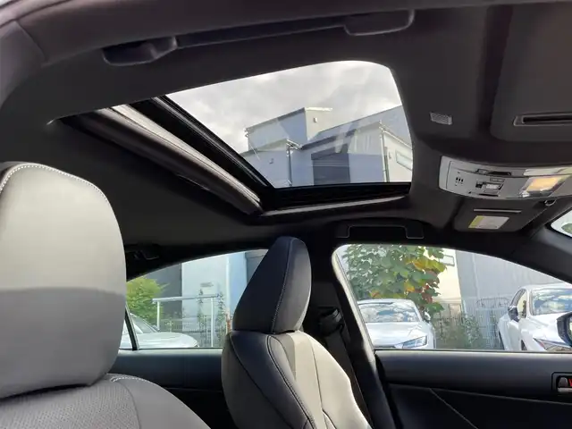 レクサス ＩＳ 350 Fスポーツ 神奈川県 2022(令4)年 2.7万km グレー ワンオーナー/サンルーフ/黒革シート/純正メモリーナビ・地デジTV/純正CD/DVD/SD/MSV/USB/BT/Miracast/バックモニター/ビルトインETC2.0/前後ドライブレコーダー/純正19インチAW/オレンジキャリパー/LEDヘッドライト/レクサスセーフティシステム+/レーダークルーズコントロール/PCS/LTA/BSM/PKSA/PKSB/RSA/コーナーセンサー/オートハイビーム/前後ドライブレコーダー/パドルシフト/プッシュスタート/スマートキー×2/カードキー×1/R5/6/7年ディーラー整備記録/保証書・取説あり