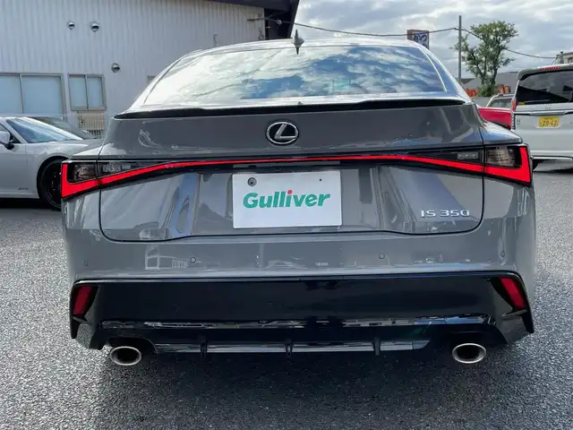 レクサス ＩＳ 350 Fスポーツ 神奈川県 2022(令4)年 2.7万km グレー ワンオーナー/サンルーフ/黒革シート/純正メモリーナビ・地デジTV/純正CD/DVD/SD/MSV/USB/BT/Miracast/バックモニター/ビルトインETC2.0/前後ドライブレコーダー/純正19インチAW/オレンジキャリパー/LEDヘッドライト/レクサスセーフティシステム+/レーダークルーズコントロール/PCS/LTA/BSM/PKSA/PKSB/RSA/コーナーセンサー/オートハイビーム/前後ドライブレコーダー/パドルシフト/プッシュスタート/スマートキー×2/カードキー×1/R5/6/7年ディーラー整備記録/保証書・取説あり