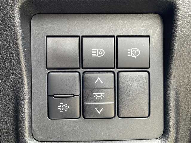 トヨタ ランドクルーザー プラド TX Lパッケージ ブラックED 岩手県 2020(令2)年 4.3万km ホワイトパールクリスタルシャイン ワンオーナー/寒冷地仕様/純正ディスプレイオーディオ/(ラジオ/USB/Bluetooth/Miracast)/フルセグテレビ/全方位モニター/プリクラッシュセーフティ/レーンディパーチャーアラート/レーダークルーズコントロール/オートハイビーム/コーナーセンサー/ブラックレザーシート/前席シートヒーター/ベンチレーション/前席パワーシート/ルーフレール/ビルトインETC/純正18inアルミホイール/純正トノカバー/LEDヘッドライト/フォグランプ