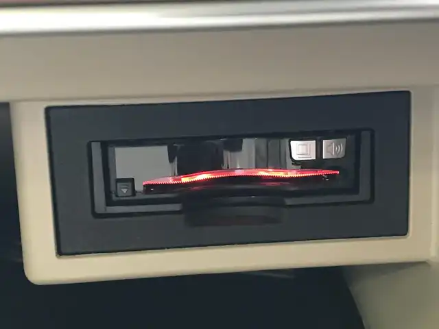 トヨタ ランドクルーザー プラド TX Lパッケージ 富山県 2022(令4)年 4.4万km ホワイトパールクリスタルシャイン サンルーフ/フリップダウンモニター/純正AW冬タイヤ車載/アルパイン9型ナビ/フルセグTV/Bluetooth/バックカメラ/プリクラッシュセーフティ/クリアランスソナー/レーンキープアシスト/レーダークルーズコントロール/レザーシート/パワーシート/シートヒーター／エアシート/プッシュスタート/スマートキー/ETC