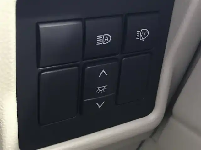 トヨタ ランドクルーザー プラド TX Lパッケージ 富山県 2022(令4)年 4.4万km ホワイトパールクリスタルシャイン サンルーフ/フリップダウンモニター/純正AW冬タイヤ車載/アルパイン9型ナビ/フルセグTV/Bluetooth/バックカメラ/プリクラッシュセーフティ/クリアランスソナー/レーンキープアシスト/レーダークルーズコントロール/レザーシート/パワーシート/シートヒーター／エアシート/プッシュスタート/スマートキー/ETC