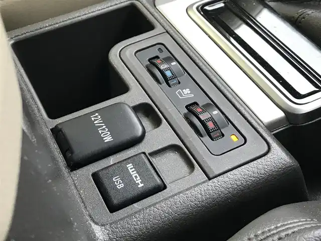 トヨタ ランドクルーザー プラド TX Lパッケージ 富山県 2022(令4)年 4.4万km ホワイトパールクリスタルシャイン サンルーフ/フリップダウンモニター/純正AW冬タイヤ車載/アルパイン9型ナビ/フルセグTV/Bluetooth/バックカメラ/プリクラッシュセーフティ/クリアランスソナー/レーンキープアシスト/レーダークルーズコントロール/レザーシート/パワーシート/シートヒーター／エアシート/プッシュスタート/スマートキー/ETC