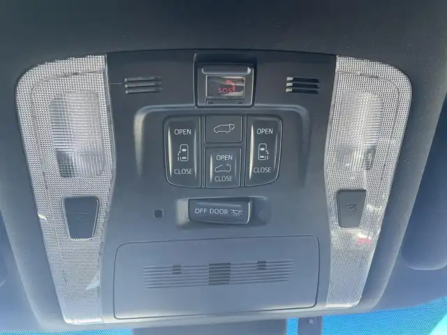 トヨタ ヴェルファイア ゴールデンアイズⅡ 静岡県 2021(令3)年 5.3万km ホワイトパールクリスタルシャイン 純正ディスプレイオーディオ　/・Ｂｌｕｅｔｏｏｔｈ接続　/・USB入力端子/・DVD再生機能/純正12インチフリップダウンモニター/バックカメラ/レーダークルーズコントロール/サンルーフ　/両側パワースライドドア　/パワーバックドア　/プリクラッシュセーフティ/レーンアシスト/横滑り防止装置/ＡＣ１００Ｖ電源　/電動パーキングブレーキ/オートブレーキホールド　/ハーフレザーシート/2列目オットマン/前後コーナーセンサー/3眼LEDヘッドライト/LEDオートライト/オートハイビーム/スマートキー/プッシュスタート/ビルトインETC/純正18インチアルミホイール/純正フロアマット