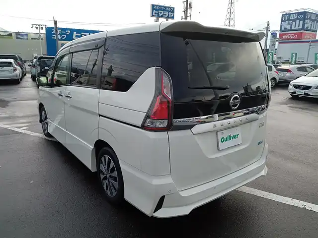 日産 セレナ