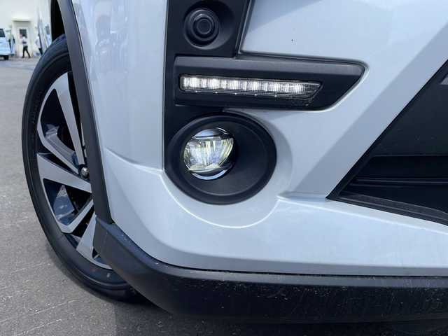 トヨタ ライズ Z 道北・旭川 2021(令3)年 8.1万km シャイニングホワイトパール 4WD/ワンオーナー/寒冷地仕様/社外メモリナビ/ CD/DVD/SD/BT/USB/フルセグ/バックカメラ/衝突軽減ブレーキ/レーンキープ /レーダークルーズコントロール/アイドリングストップ/コーナーセンサー /シートヒーター /オートライト/LEDヘッドライト/フォグライト/リアフォグ/フロントデアイサー/エンジンスターター /前後ドライブレコーダー/純正フロアマット/ドアバイザー/社外17インチAW冬タイヤ積込