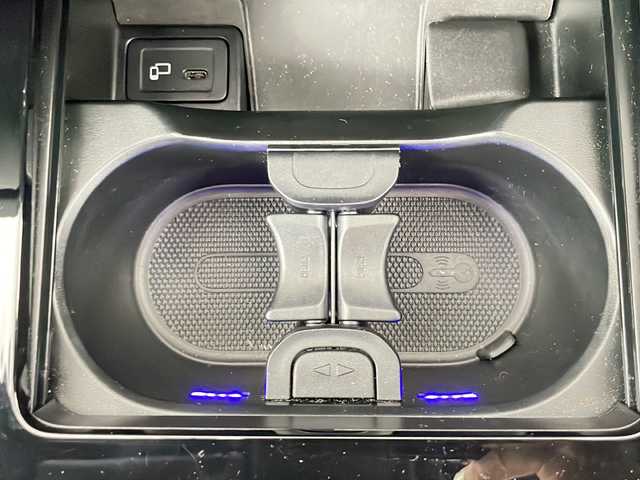 メルセデス・ベンツ Ｍ・ベンツ ＣＬＡ２００ｄ 道央・札幌 2022(令4)年 0.7万km デジタルホワイト ・衝突被害軽減システム/衝突安全ボディ/・クリアランスソナー/レーンアシスト/・レーンキーピングアシスト/ヒルスタートアシスト/・リバース連動下向きドアミラー/レインセンサー/・純正メーカーオプションナビ/・フルセグテレビ/・バックカメラ/・ウィンカーミラー/・クルーズコントロール/・プッシュスタート/スマートキー/・シートヒーター/・置くだけ充電/・ETC