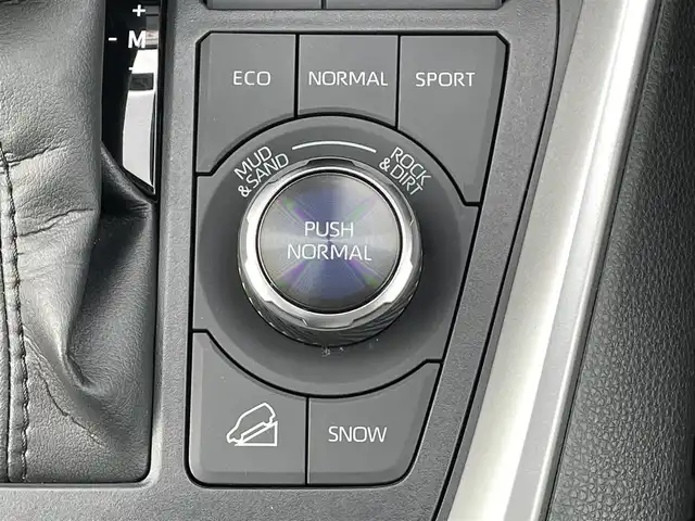 トヨタ ＲＡＶ４ アドベンチャー 道南・函館 2022(令4)年 1.4万km アティチュードブラックマイカ 衝突軽減ブレーキ/サンルーフ/バックカメラ/ＥＴＣ/クルーズコントロール/コーナーセンサー/ブラインドスポットモニター/レーンキープアシスト/オートハイビーム/シートヒーター/ベンチレーション