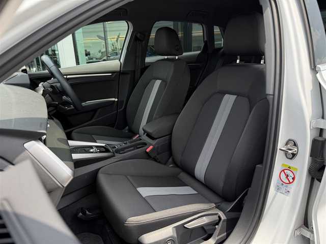 アウディ Ａ３ SB 30TFSI アドバンスド 栃木県 2022(令4)年 3.5万km グレイシアホワイトメタリック ワンオーナー /バーチャルコックピット/コンビニエンス&アシスタンスパッケージ/メーカーナビ/AppleCarPlay/AndoridAuto/Bluetoothオーディオ/バックカメラ/ステアリングリモコン/Cタイプ入力端子×2/レーダークルーズコントロール/レーン逸脱警報/プリクラッシュブレーキ/ビルトインETC2.0/スマートキー×2