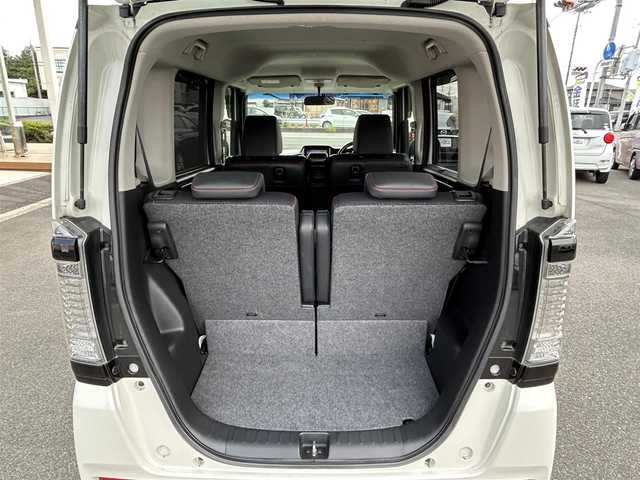 ホンダ Ｎ ＢＯＸ 2トーン カスタム G ターボLパッケージ 群馬県 2015(平27)年 8.3万km 白Ⅱ (株)IDOMが運営する【じしゃロン伊勢崎店】の自社ローン専用車両になりますこちらは現金またはオートローンご利用時の価格です。自社ローンご希望の方は別途その旨お申付け下さい/両側パワースライドドア/社外SDナビゲーション/バックカメラ/CD/DVD/SD/DTV/BT（電話のみ）/パドルシフト/クルーズコントロール/ETC/HIDヘッドライト/オートライト/フォグライト/ドアバイザー/純正フロアマット
