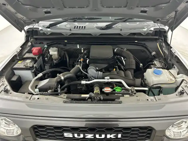 スズキ ジムニー XC 愛知県 2020(令2)年 3.2万km ミディアムグレー 純正7インチナビ/・フルセグTV/・バックカメラ/・Bluetooth/ビルトインETC/ドライブレコーダー/スズキセーフティサポート/クルーズコントロール/LEDヘッドライト/純正16インチアルミホイール/革巻きステアリング/SRSエアバッグ/撥水加工ファブリックシート/シートヒーター/スマートキー/プッシュスタート