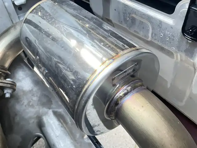 ホンダ Ｓ６６０ モデューロX バージョンZ 栃木県 2022(令4)年 4.3万km プレミアムスターホワイトP Modulo X 特別仕様車（Version Z）/RAYS鍛造アルミホイール TE37(F15/R16)/HKS GT100Rタービン/HKS フラッシュエディター(ECU書き換え)/SPOONSPORTSマフラー/特別仕様車専用装備/・専用ブラックアクティブスポイラー（ガーニーフラップ付）/・専用Version Zロゴ入りアルミ製コンソールプレート/・ブラックエンブレム/ModuloX共通装備/・専用スポーツレザーシート/（本革×ラックススェード/ボルドーレッド×ブラック/Modulo Xロゴ入り）/・本革巻ステアリングホイール/・チタン製シフトノブ×アルカンターラシフトブーツ/（グレーステッチ）/・専用アルカンターラ(R)×本革製サイドブレーキカバー/・グリル一体型専用フロントバンパー/・専用カラードドアミラー/・ロールトップ（ボルドーレッド）/・専用サスペンション（5段階減衰力調整機構付）/衝突軽減ブレーキ/クルーズコントロール/純正ディスプレイオーディオ/「AM/FM/BT/HDMI」/Carrozzeria Aピラーツイーター/バックカメラ/シートヒーター(D/N席)/ETC/プッシュスタート/横滑り防止装置/スマートキー×2本/取説・保証書