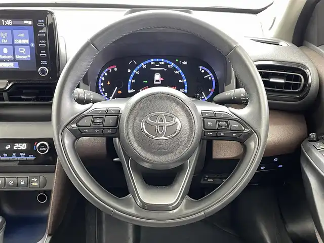 トヨタ ヤリスクロス Z 福井県 2020(令2)年 2.1万km ブラックマイカ/ホワイトパールクリスタルシャイン 2トーン