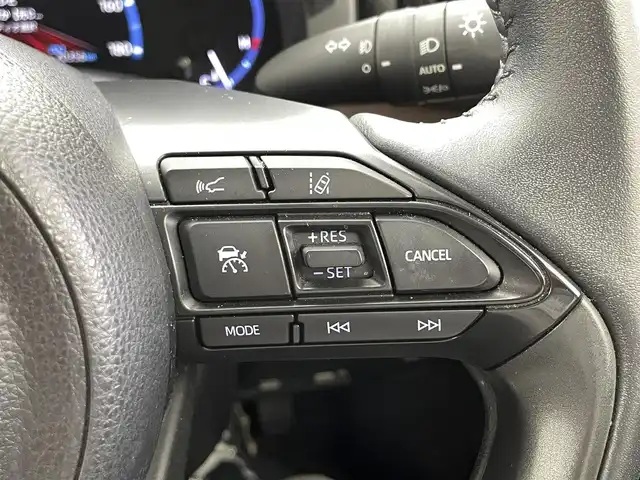 トヨタ ヤリスクロス Z 福井県 2020(令2)年 2.1万km ブラックマイカ/ホワイトパールクリスタルシャイン 2トーン