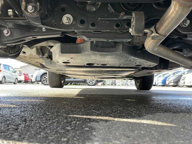 トヨタ ＲＡＶ４ ハイブリッドG 岩手県 2021(令3)年 4.8万km ホワイトパールクリスタルシャイン 純正ディスプレイオーディオ(ラジオ/USB/BT/Miracast)/パノラミックビューモニター/フルセグテレビ/前席シートヒーター/D席パワーシート(メモリー機能付き)/レザーシート(合皮)/ハンドルヒーター/パワーバックドア/AC100V電源/ビルトインETC(2.0)/プリクラッシュセーフティ/レーントレーシングアシスト/レーダークルーズコントロール/オートマチックハイビーム/ブラインドスポットモニター/リアクロストラフィックアラート/コーナーセンサー/前後ドライブレコーダー/LEDヘッドライト/フォグランプ/純正18inアルミホイール/純正フロアマット/スマートキー/ステアリングスイッチ/電動格納ミラー/ウィンカーミラー/ドアバイザー/取説＆保証書