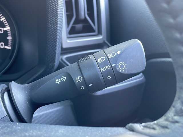 ダイハツ タフト G クロムベンチャー 富山県 2022(令4)年 2.7万km コンパーノレッド 禁煙車/ガラスルーフ/社外ＳＤナビ/フルセグ/バックカメラ/ＣＤ・ＤＶＤ・ＢＴ/アイドリングストップ/純正AW/純正フロアマット/シートヒーター/ドライブレコーダー/ETC/スマートキー/盗難防止装置