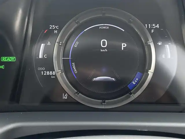 レクサス ＥＳ 300h Fスポーツ 東京都 2022(令4)年 1.3万km ホワイトノーヴァガラスフレーク オレンジキャリパー/サンルーフ/三眼ＬＥＤヘッドライト/本革シート/メモリ付きパワーシート/シートヒーター/シートベンチレーション/ステアリングヒーター/・オートマチックハイビーム［AHB］/Apple Car Play/Lexus Safety System ＋/・レーンディパーチャーアラート［LDA］/・レーントレーシングアシスト［LTA］/・レーンチェンジアシスト［LCA］/・ロードサインアシスト［RSA］