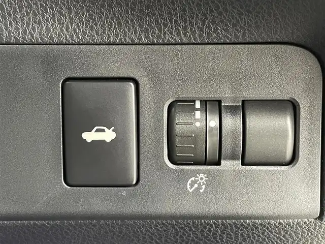 トヨタ ８６ GT 福島県 2018(平30)年 5.5万km クリスタルホワイトパール 純正ナビ/・型番:NSZT-W66T/・フルセグTV/Bluetooth/CD/DVD/・バックカメラ/・ETC/・ドライブレコーダー/クルーズコントロール/コーナーセンサー/リアスポイラー/革巻きステアリング/・ステアリングリモコン/・パドルシフト/プッシュスタート/・スマート/・スペアキー/LEDヘッドライト/・オートライト/・フォグライト/純正フロアマット/ドアバイザー