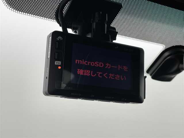 トヨタ ８６ GT 福島県 2018(平30)年 5.6万km クリスタルホワイトパール 純正ナビ/・型番:NSZT-W66T/・フルセグTV/Bluetooth/CD/DVD/・バックカメラ/・ETC/・ドライブレコーダー/クルーズコントロール/コーナーセンサー/リアスポイラー/革巻きステアリング/・ステアリングリモコン/・パドルシフト/プッシュスタート/・スマート/・スペアキー/LEDヘッドライト/・オートライト/・フォグライト/純正フロアマット/ドアバイザー