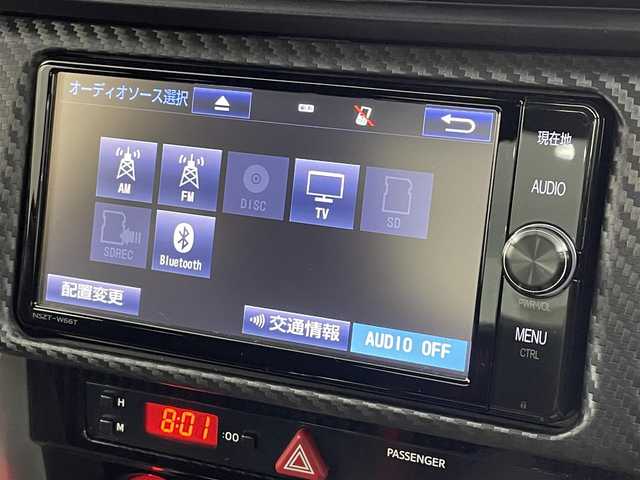 トヨタ ８６ GT 福島県 2018(平30)年 5.6万km クリスタルホワイトパール 純正ナビ/・型番:NSZT-W66T/・フルセグTV/Bluetooth/CD/DVD/・バックカメラ/・ETC/・ドライブレコーダー/クルーズコントロール/コーナーセンサー/リアスポイラー/革巻きステアリング/・ステアリングリモコン/・パドルシフト/プッシュスタート/・スマート/・スペアキー/LEDヘッドライト/・オートライト/・フォグライト/純正フロアマット/ドアバイザー