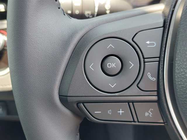 トヨタ カローラ クロス Z 東京都 2023(令5)年 0.6万km アティチュードブラックマイカ 純正ディスプレイオーディオ/パノラミックビューモニター/フルセグ/ビルトインETC2.0/ドライブレコーダー/パワーシート/シートヒーター/パワーバックドア/LEDヘッドライト/トヨタセーフティセンス/プリクラッシュセーフティ/レーントレーシングアシスト/レーダークルーズコントロール/オートマチックハイビーム/ブラインドスポットモニター