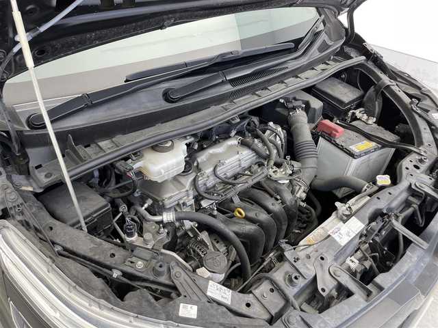 トヨタ ヴォクシー ZS 煌 滋賀県 2018(平30)年 6.6万km ブラック アルパイン社製10インチナビ/（AM/FM/CD/DVD/フルセグTV/Bluetooth/SD）/バックカメラ/ビルトインETC/両側パワースライドドア/アルパイン製フリップダウンモニター/クルーズコントロール/プリクラッシュセーフティ/レーントレーシングアシスト/横滑り防止装置/ステアリングスイッチ/オートハイビーム/プッシュスタート/スマートキー