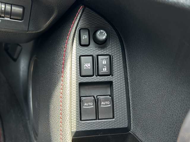 トヨタ ８６ GT リミテッド 三重県 2014(平26)年 3.3万km アイスシルバーメタリック TRDエアロ/GTウィング/225/40R18インチTRDアルミ/純正SDナビ/フルセグTV/【CD/DVD/SD/Bluetooth】/ETC/パドルシフト/ハーフレザーシート/D/N席シートヒーター/オートライト/HIDヘッドライト/プッシュスタート/スマートキー/純正フロアマット