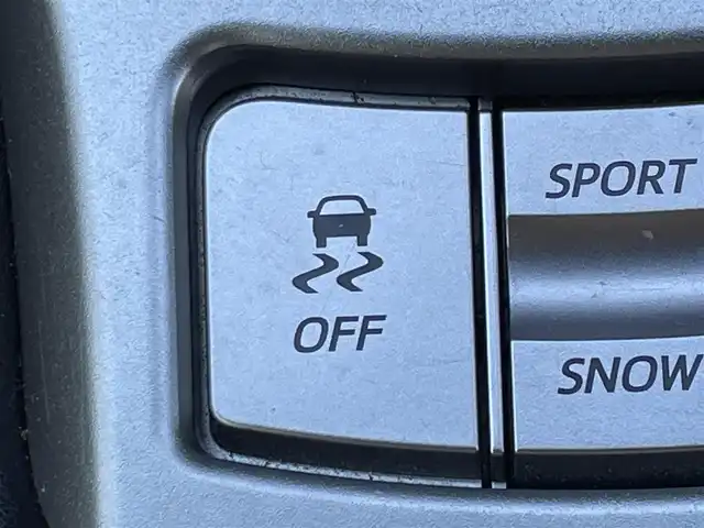 トヨタ ８６ GT リミテッド 東京都 2014(平26)年 3.3万km アイスシルバーメタリック TRDエアロ/GTウィング/225/40R18インチTRDアルミ/純正SDナビ/フルセグTV/【CD/DVD/SD/Bluetooth】/ETC/パドルシフト/ハーフレザーシート/D/N席シートヒーター/オートライト/HIDヘッドライト/プッシュスタート/スマートキー/純正フロアマット